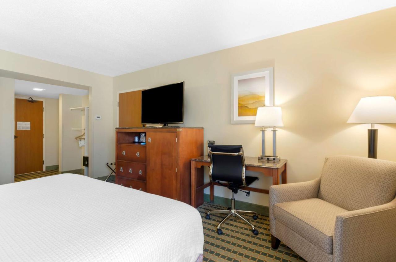Best Western North Roanoke Troutville Extérieur photo